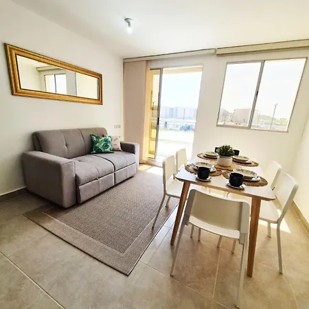 Refugio Cerca Del Mar Con Piscina Y Aire Acondicionado, Ideal 6 *