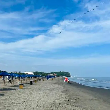 Refugio Cerca Del Mar Con Piscina Y Aire Acondicionado, Ideal 6
